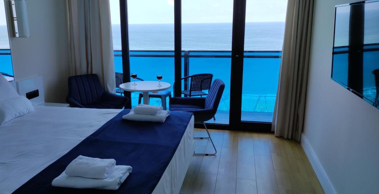 Aparthotel Only Front Sea View, No Side View, Wonderful Panorama, High Floor, Location Guarantee Batumi Esterno foto